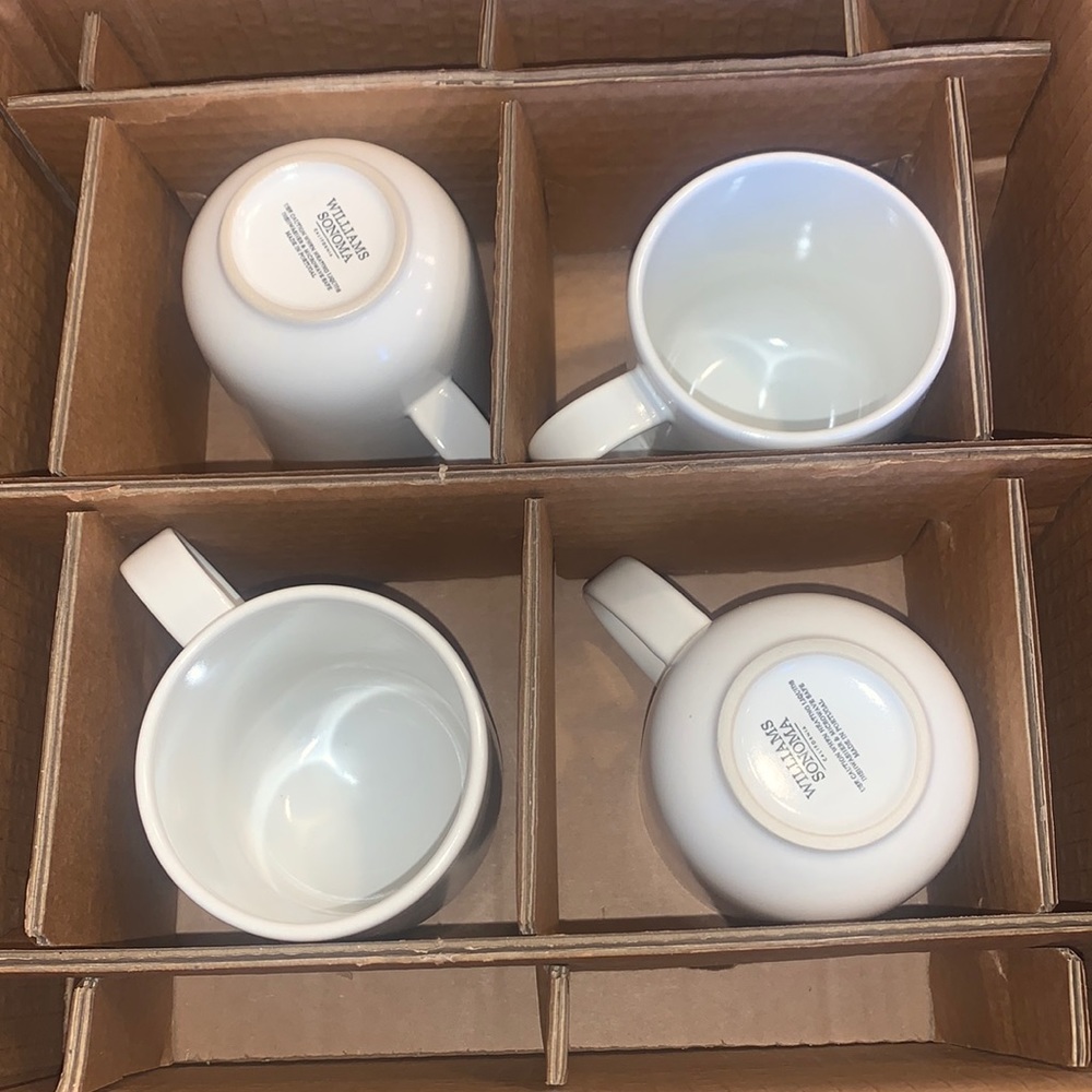 Williams Sonoma Terre Mugs. FlaxMatte. Set of four.